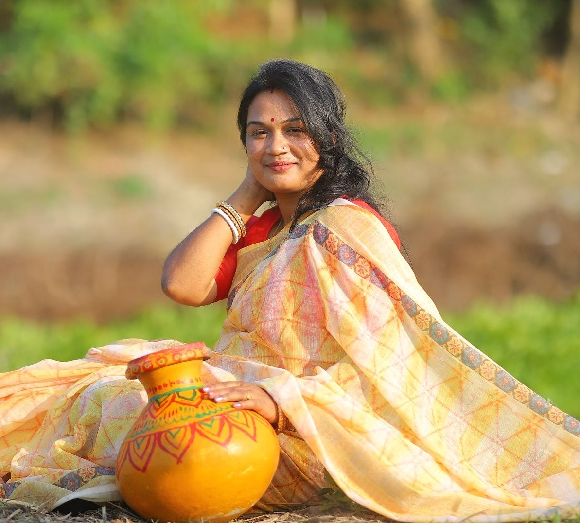 অনু সরকার।